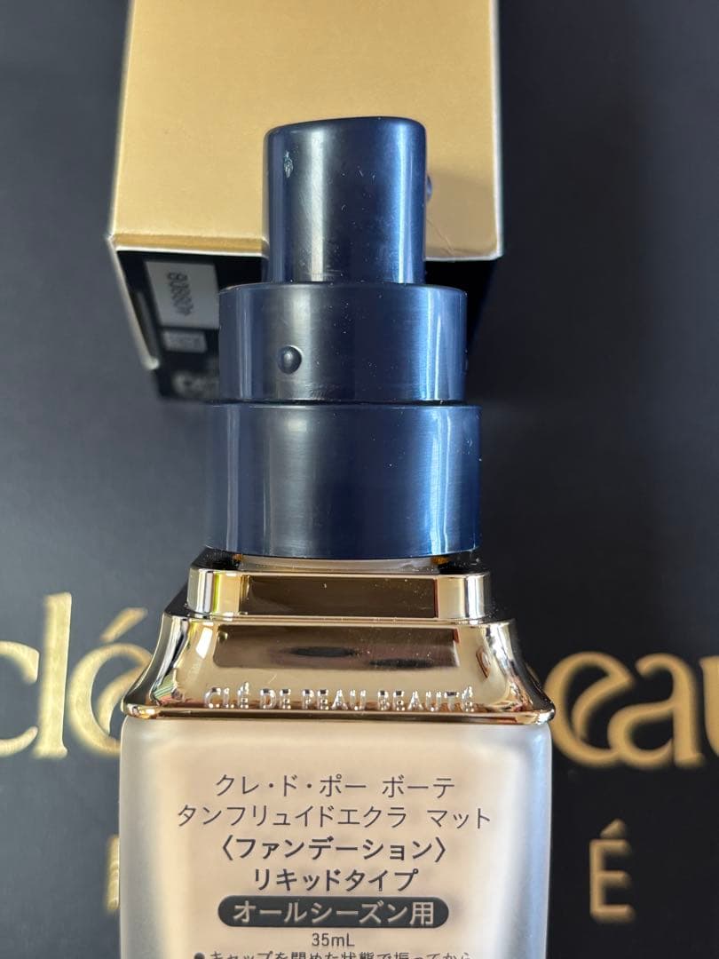 クレ・ド・ポー ボーテ タンフリュイドエクラ マット　ピンクオークル00