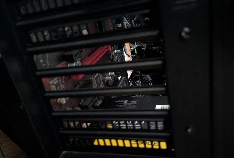 PCパーツセット　ケース・電源・マザーボード・noctuaクーラー&ファン3基