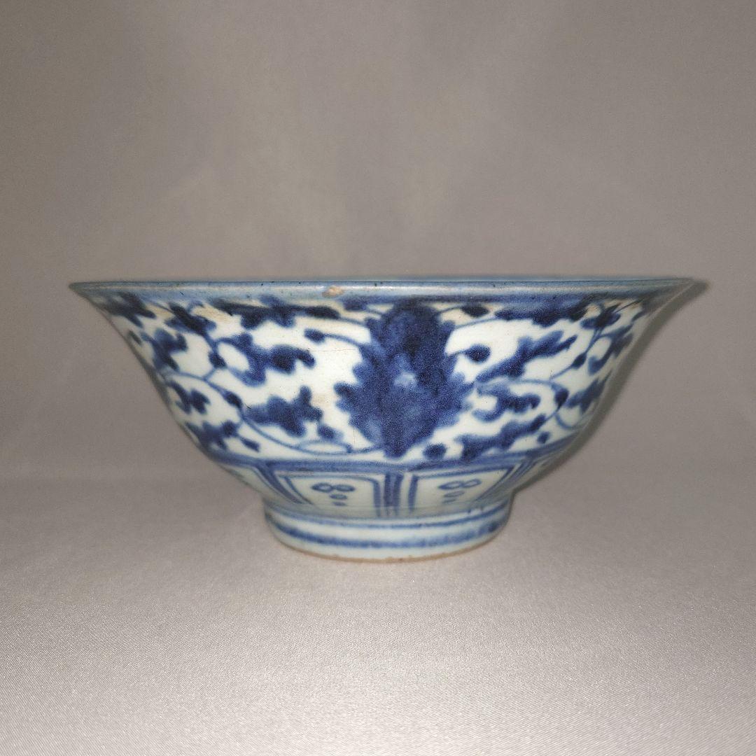 『青花牡丹唐草紋碗』　染付　花紋　古磁器　中国古玩　古美術　景徳鎮　民窯　茶道具