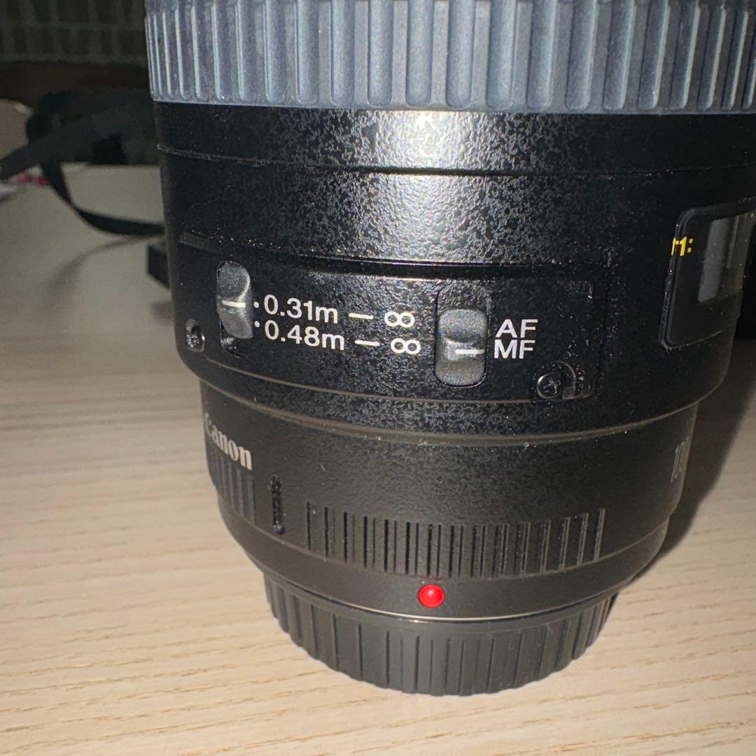 Canon EF 100mm f/2.8L マクロレンズ