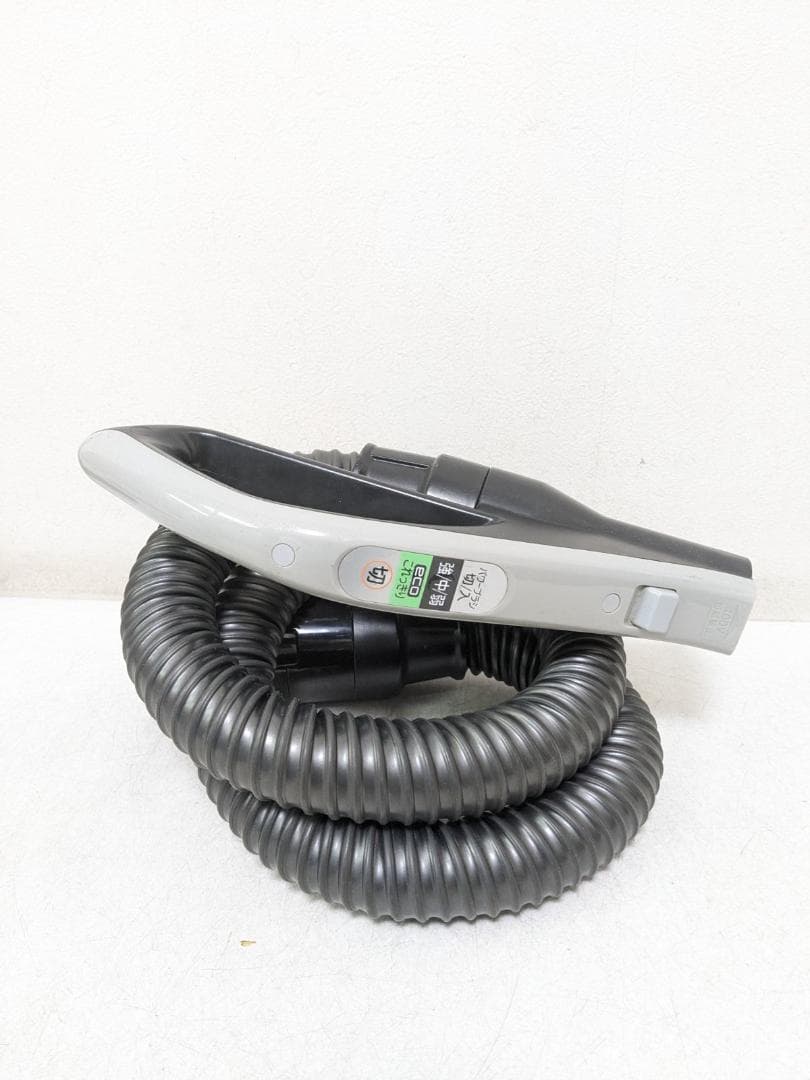 TOSHIBA CV-PW300 紙パック式掃除機 2013年製
