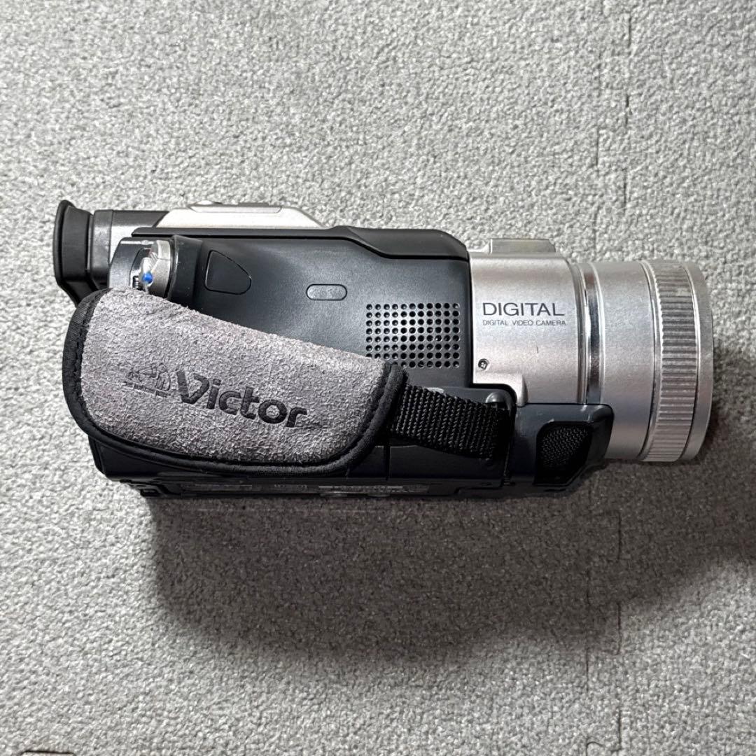 ☆動作OK Victor デジタルビデオカメラ GR-DV3000