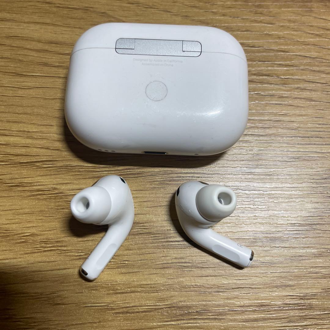 Apple AirPods Pro 第2世代　lightning A2698