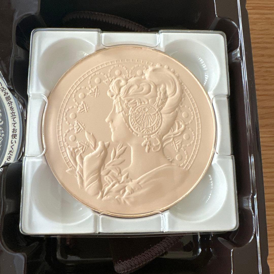 ミラノコレクション 2025 フェイスパウダー レフィル 24g + ケース