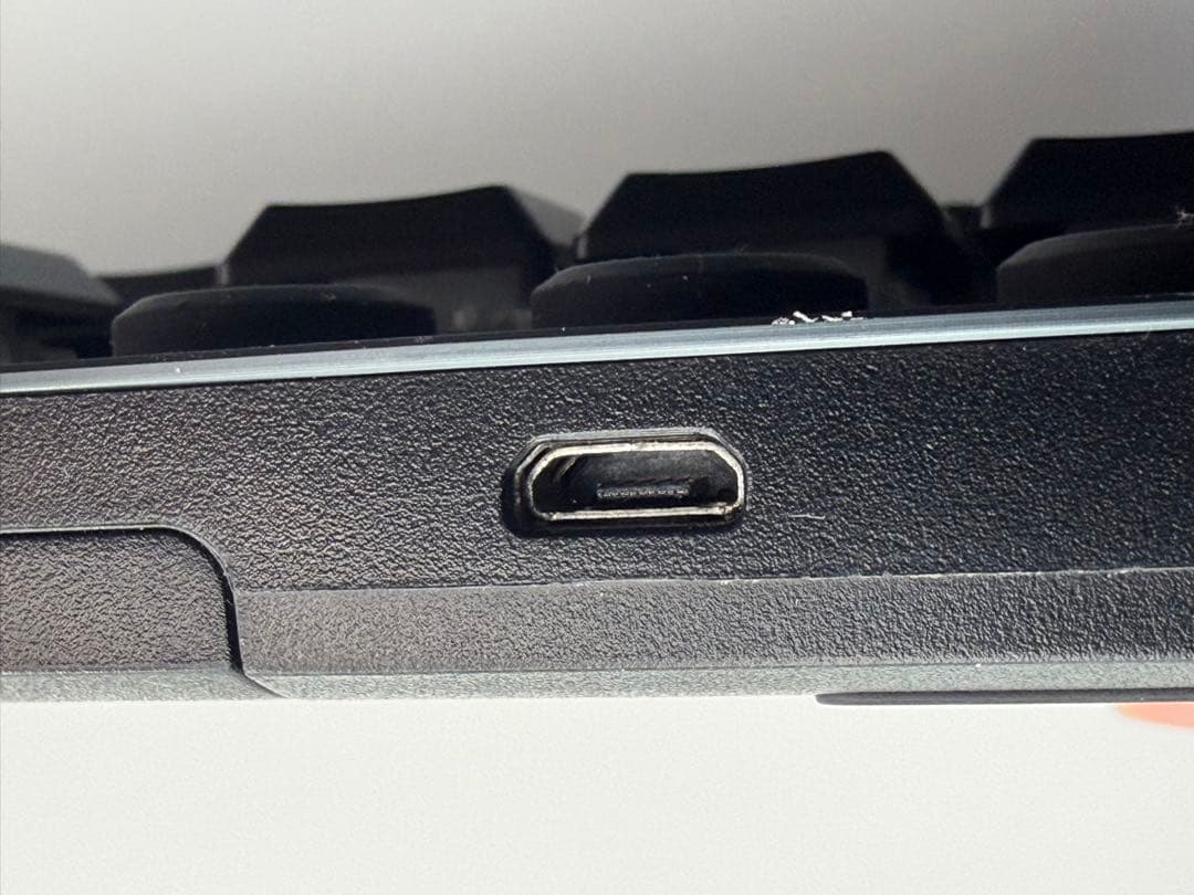 Logicool G913 TKL (青軸) ワイヤレスキーボード