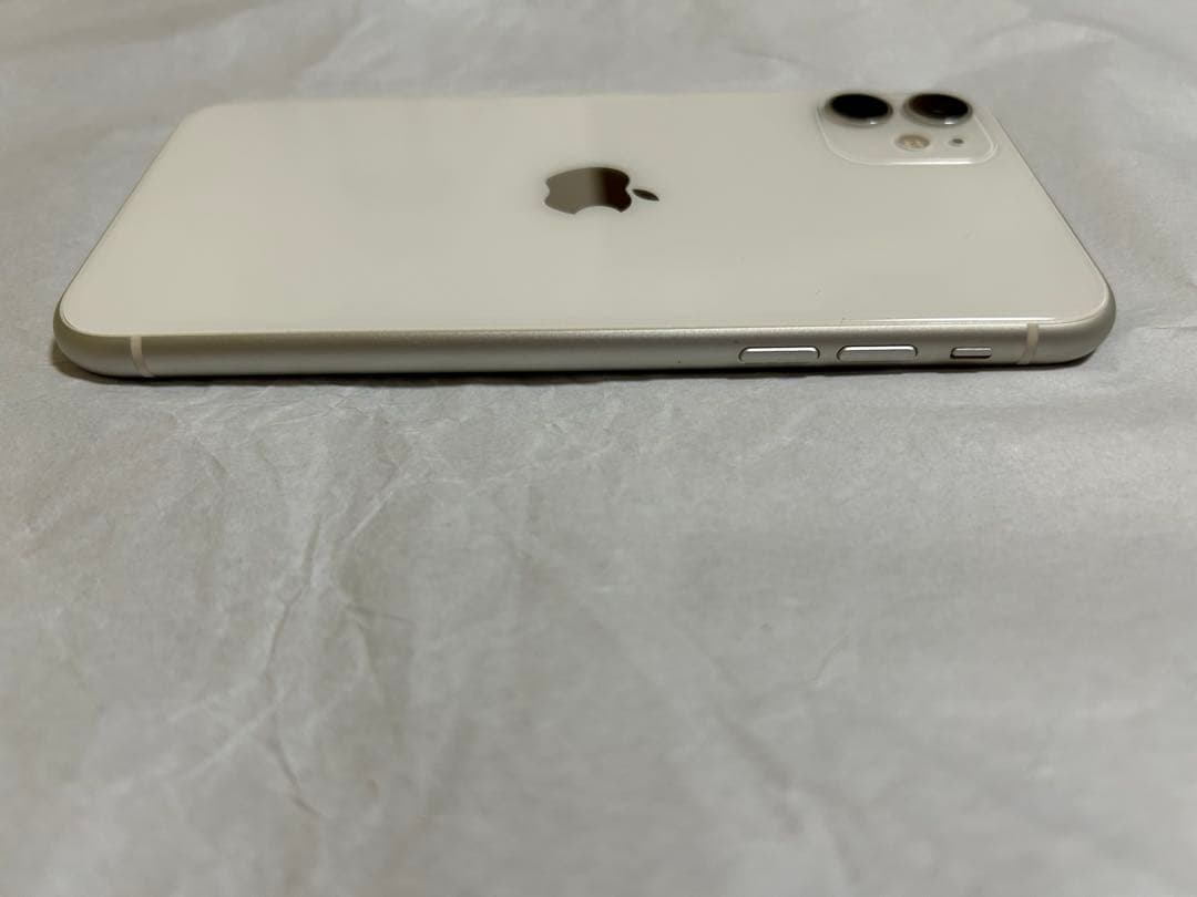 Apple iPhone11 64GB ホワイト 動作確認済み SIMフリー