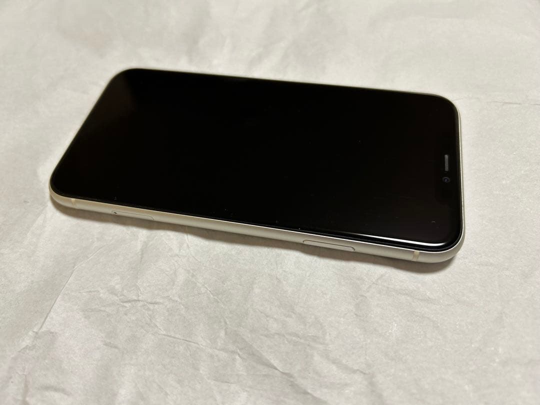 Apple iPhone11 64GB ホワイト 動作確認済み SIMフリー