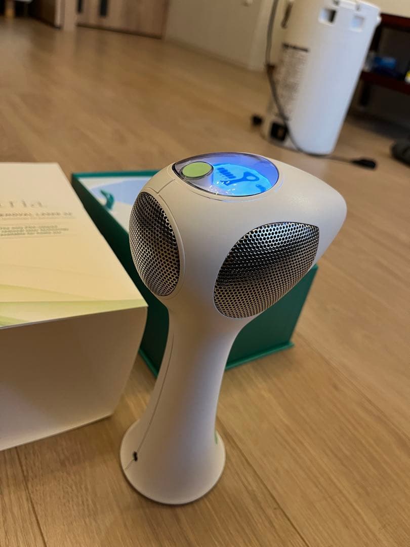トリア脱毛器　tria HAIR REMOVAL LASER 4X