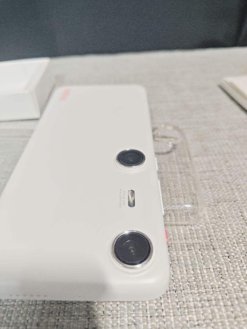 simモデル　5g XREAL Beam Pro ホワイト 本体