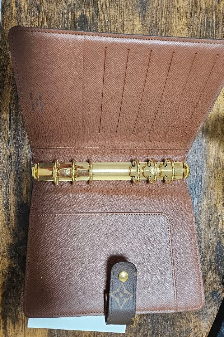 VUITTON スケジュール帳カバー 美品ほぼ未使用