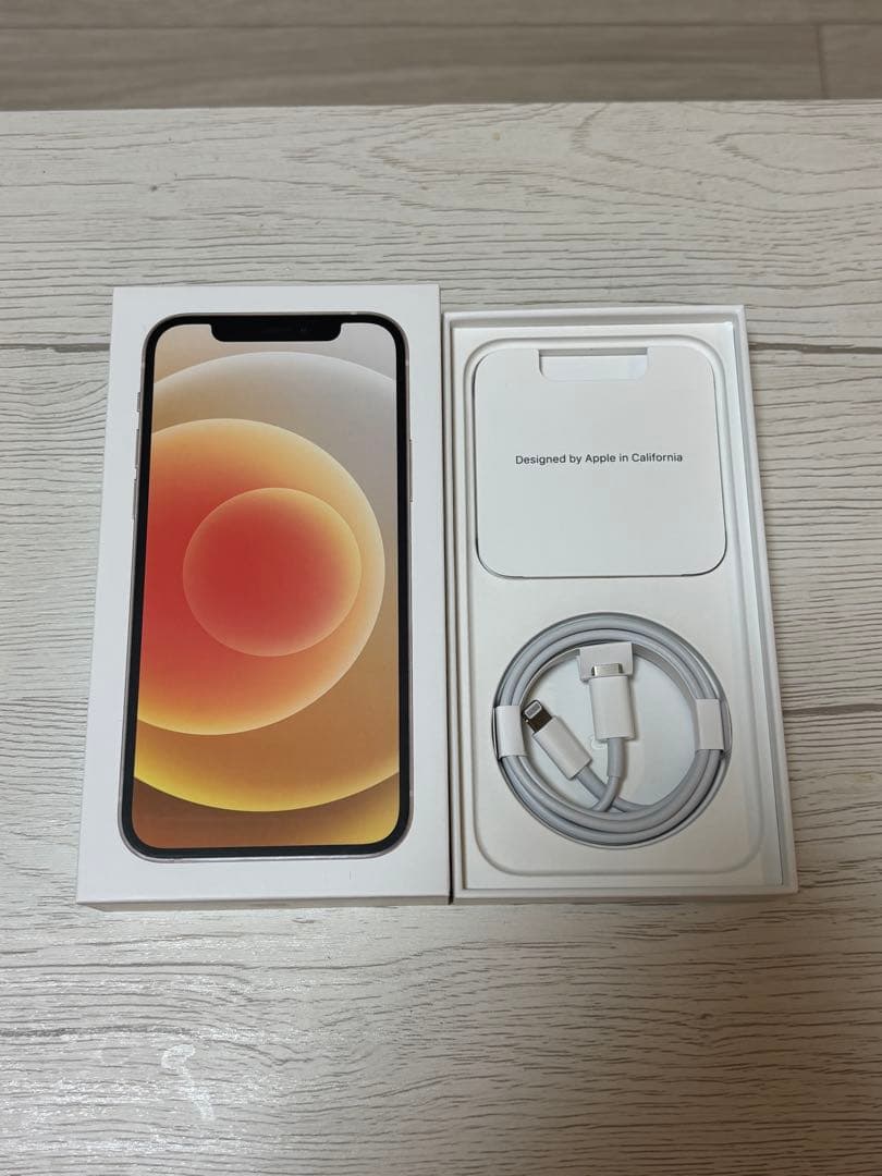 【Apple iPhone 12 】ホワイト128GB 本体