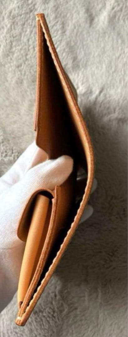 牛ヌメ革　本革　ミドルウォレット　二つ折り財布　レザークラフト　キャメル　25