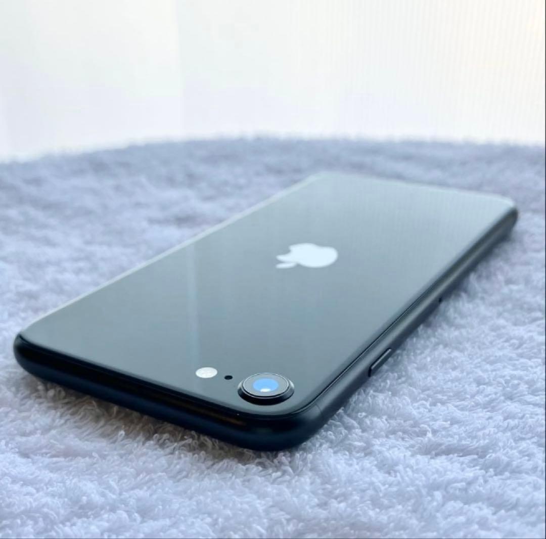 新品 iPhone SE2 128GB SIMフリー 海外US版 iOS18