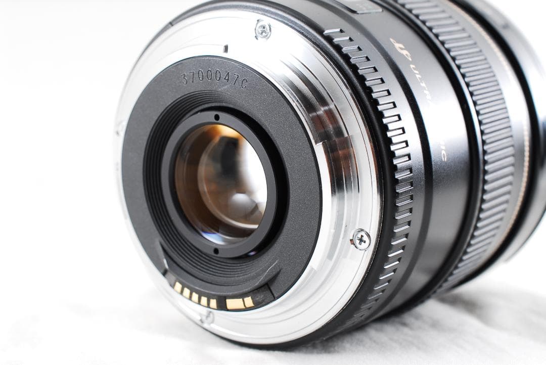Canon EF 20mm f/2.8 USM レンズ