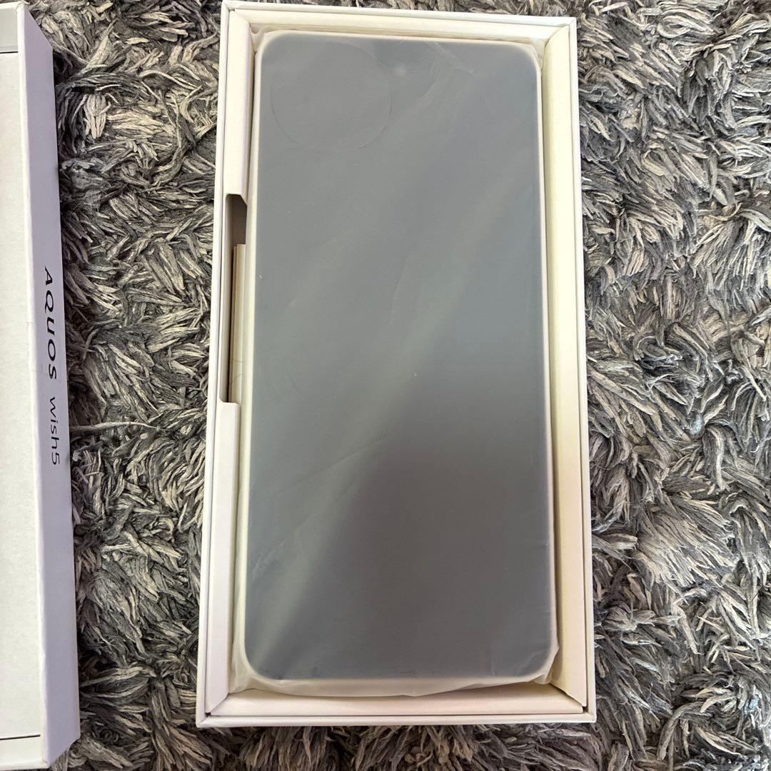 AQUOS wish5 本体 新品未開封 ホワイト