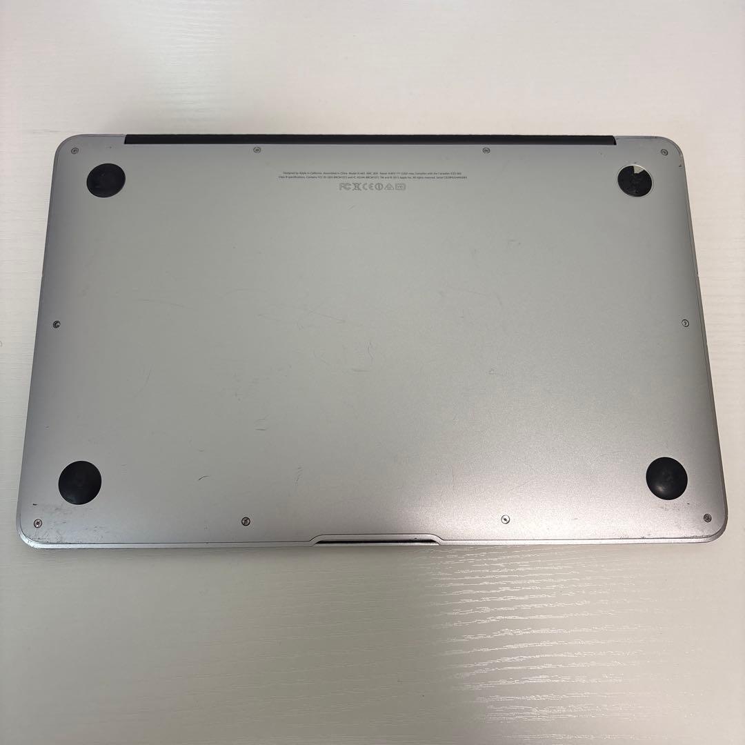 【訳あり】11インチ MacBookAirEarly2014 4GB 126GB