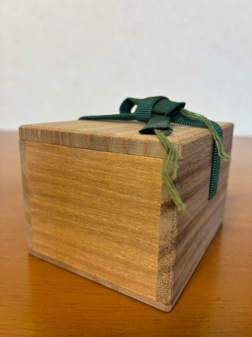 c-74 茶道具 遊山作 黒檀香合 共箱