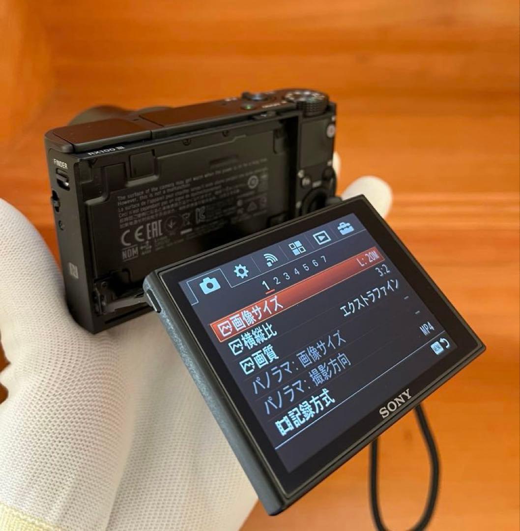 デジタルカメラ SONY Cyber-Shot DSC-RX100M3