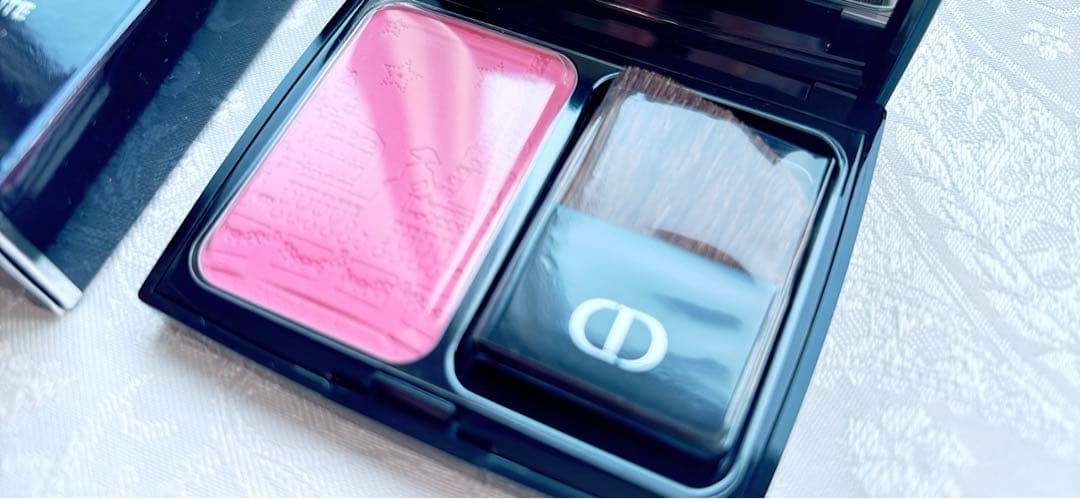 ★新品未使用★Dior ブラッシュ861 ローズダーリン　チークです！