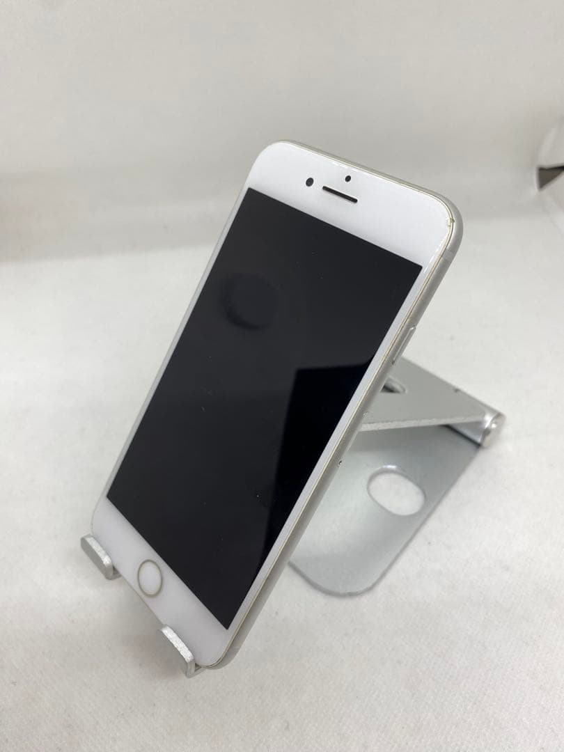 Iphone 8 64GB Sim フリー　35289