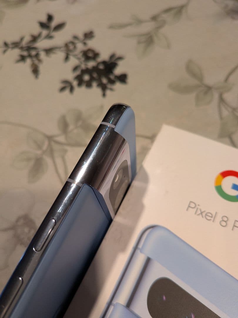 Google Pixel 8 Pro 本体