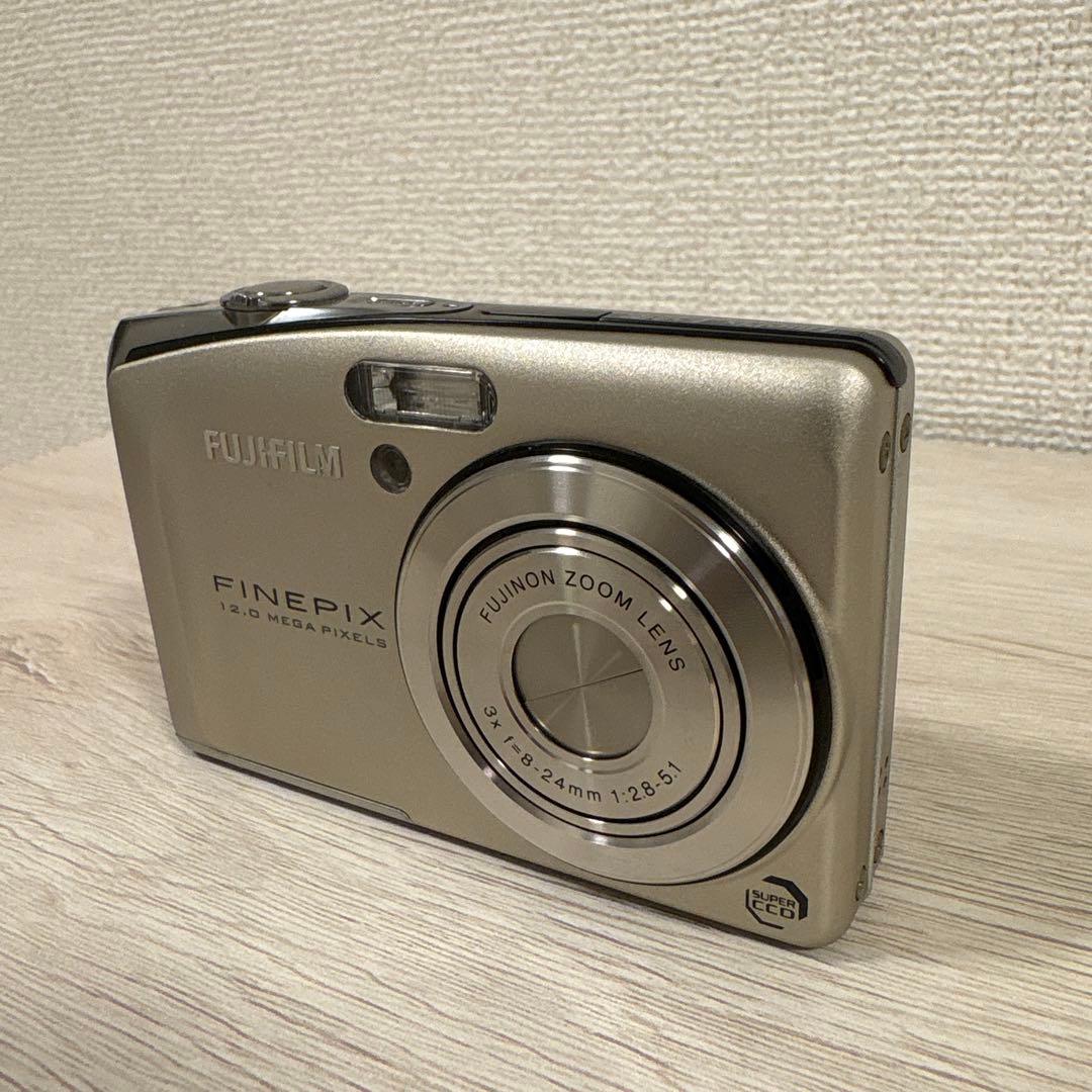 ✨美品✨FUJIFILM FinePix F50fd コンパクトデジタルカメラ