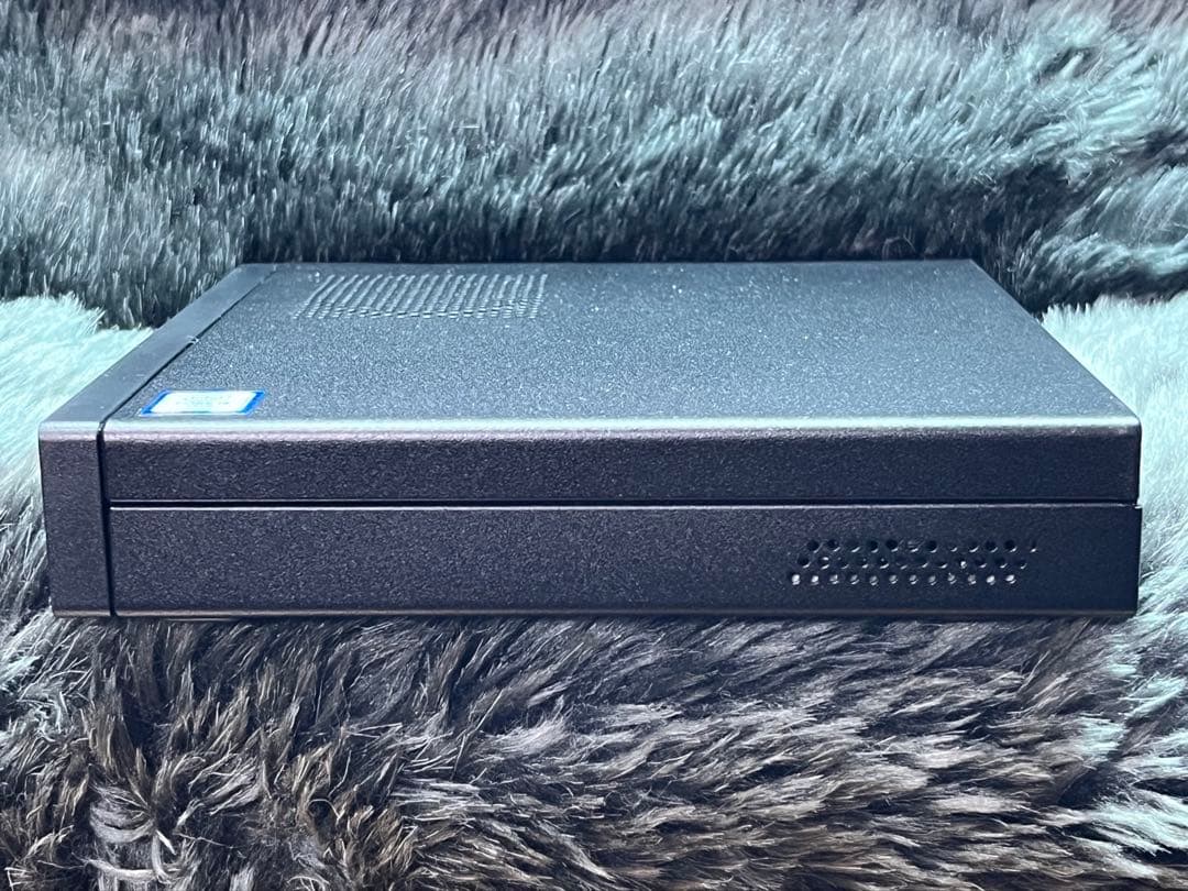 ミニPC Lenovo ThinkStation P330 Tiny i5 NVIDIA