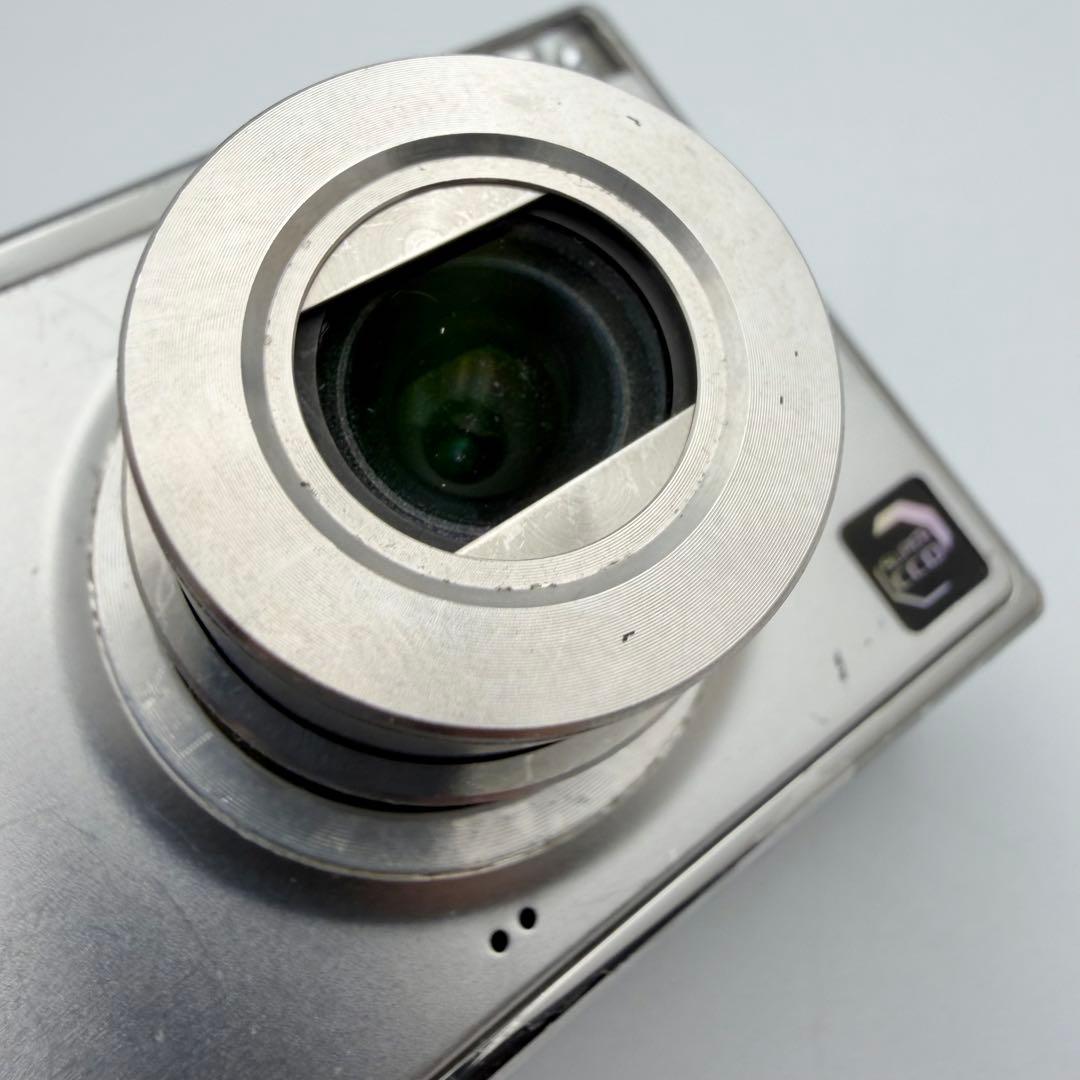 【動作確認済み】FUJIFILM FinePix F11 シルバー 名機