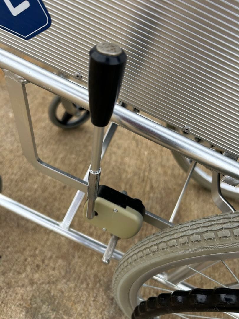 車椅子 折りたたみ 日進