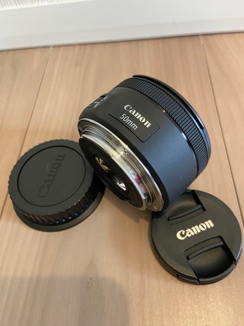 Canon EF 50mm f/1.8 STM レンズ