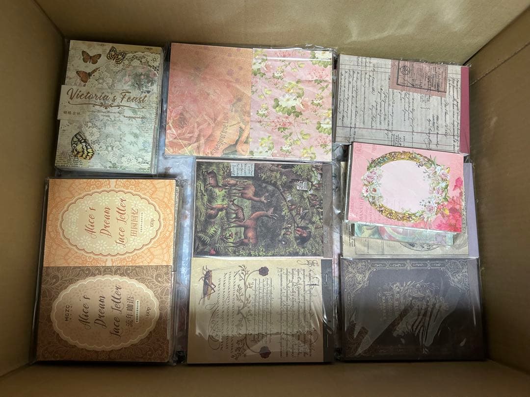 コラージュ素材まとめ売り　大量【100サイズ】
