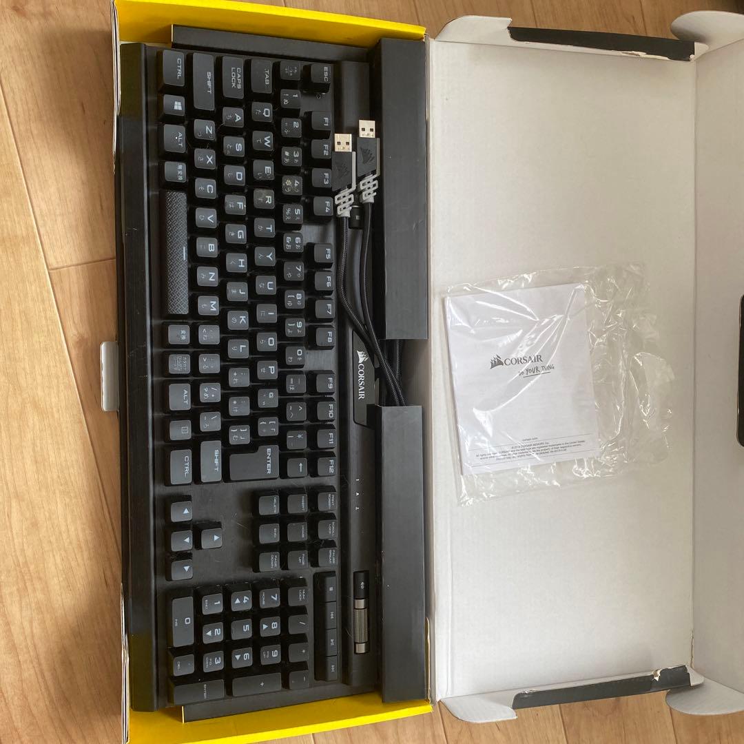 CORSAIRコルセアK70 RGB MK.2 メカニカルゲーミングキーボード