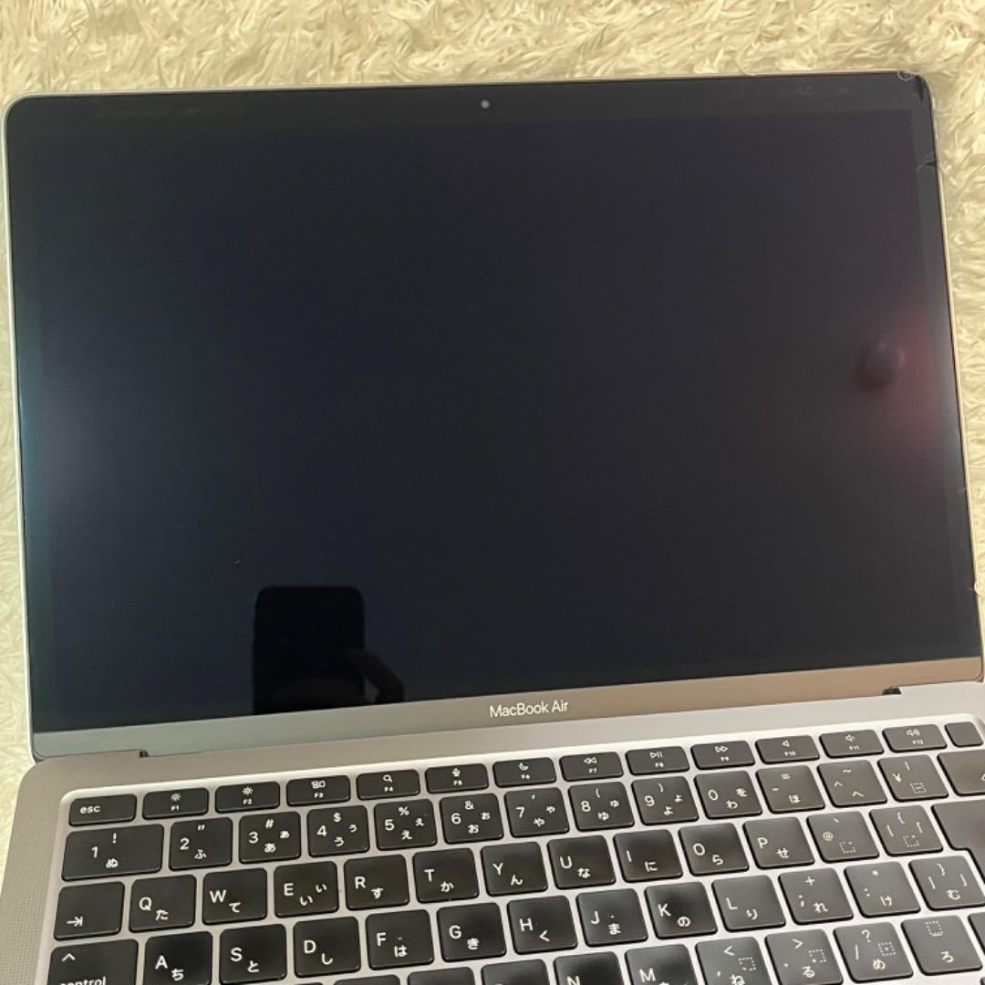 MacBook Air 13インチ M1 16GB/512GB SSD 84%