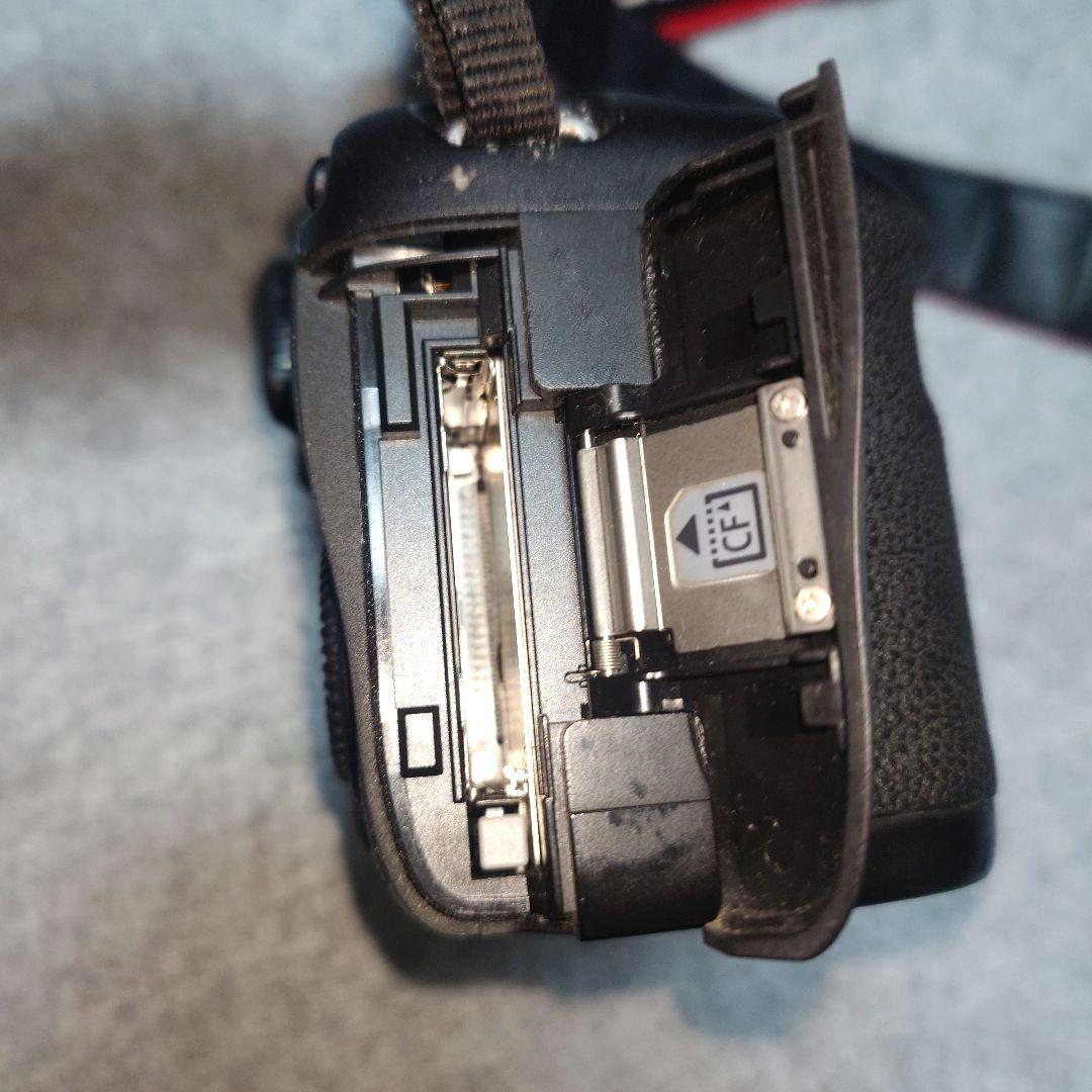 Canon デジタル一眼レフカメラ EOS 7D DS126251 ジャンク品