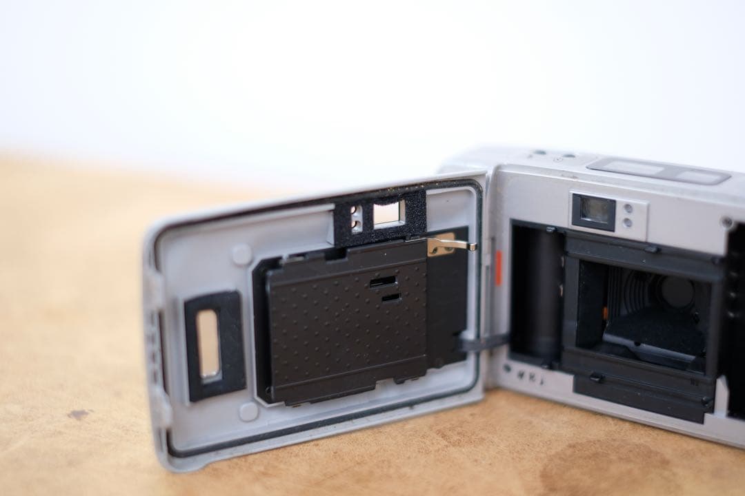 Kyocera T Proof コンパクトフィルムカメラ