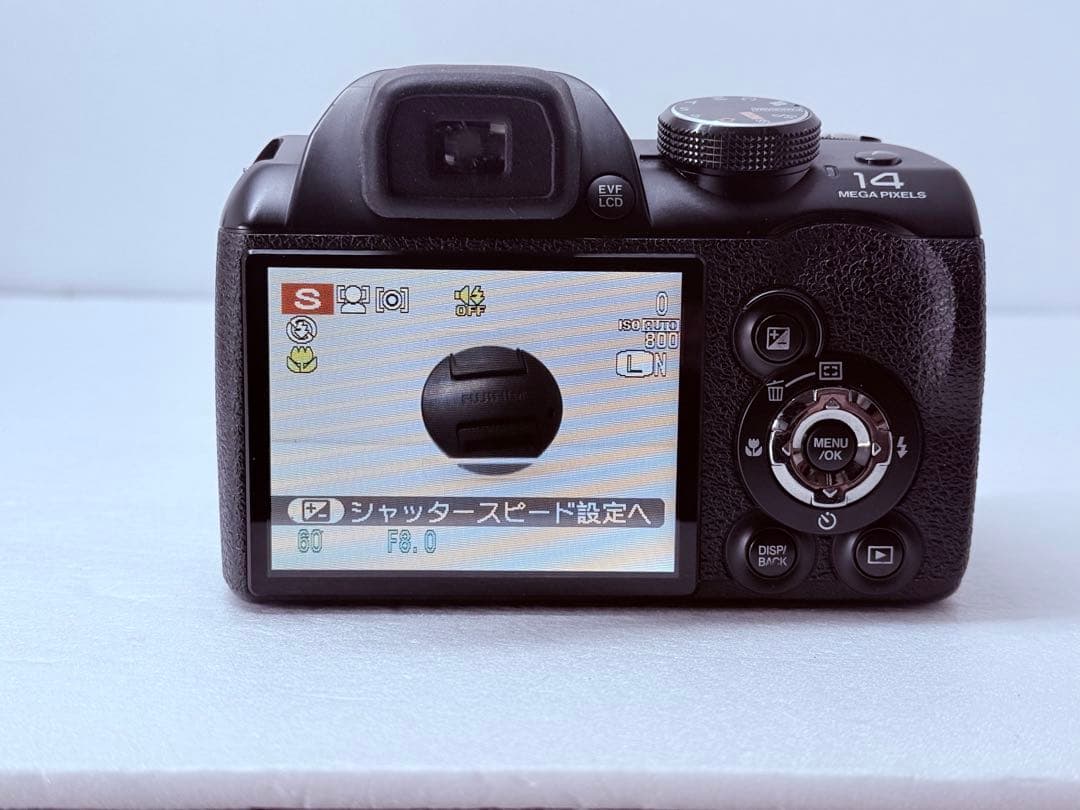 FUJIFILM FinePix S4500 動作確認済 デジカメ 単3電池駆動