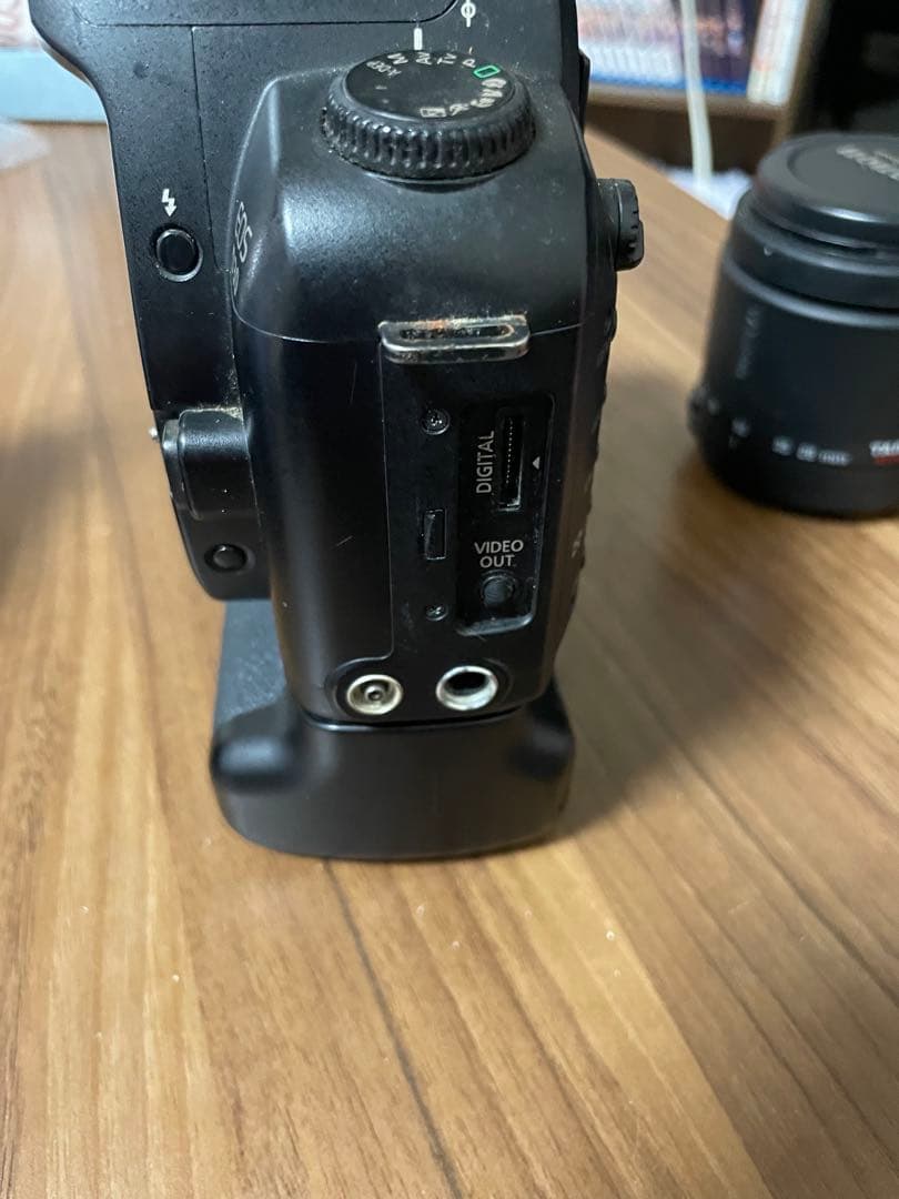 Canon EOS 930 デジタル一眼レフカメラ 動作未確認