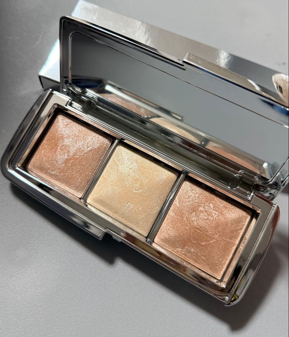 HOURGLASS アワーグラス フェースカラー ハイライト