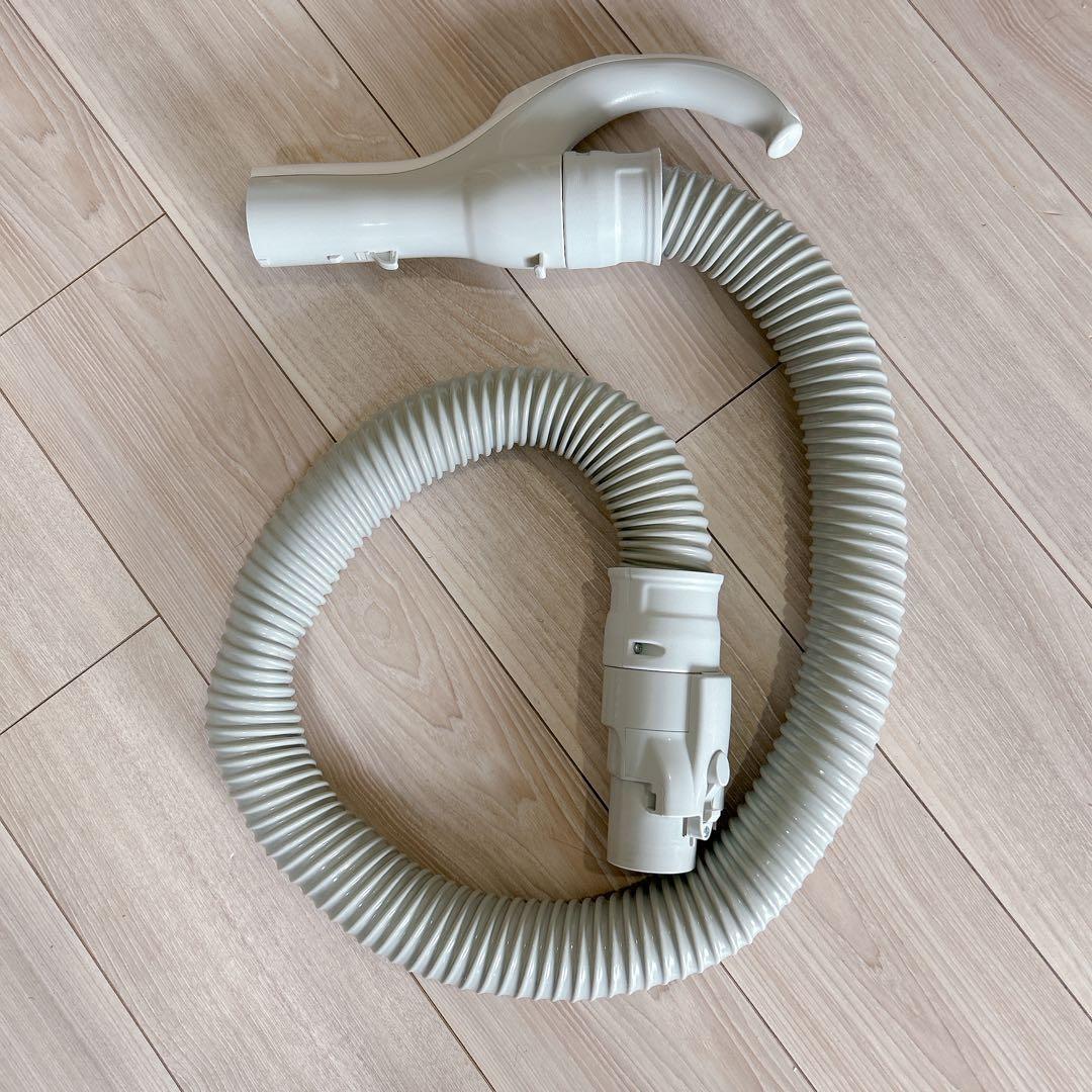 掃除機 Panasonic 紙パック ハイパワー　 MC-PKL16AC-W