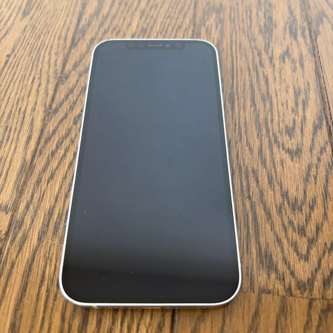 Apple iPhone 12 ホワイト 本体　128GB 初期化済み