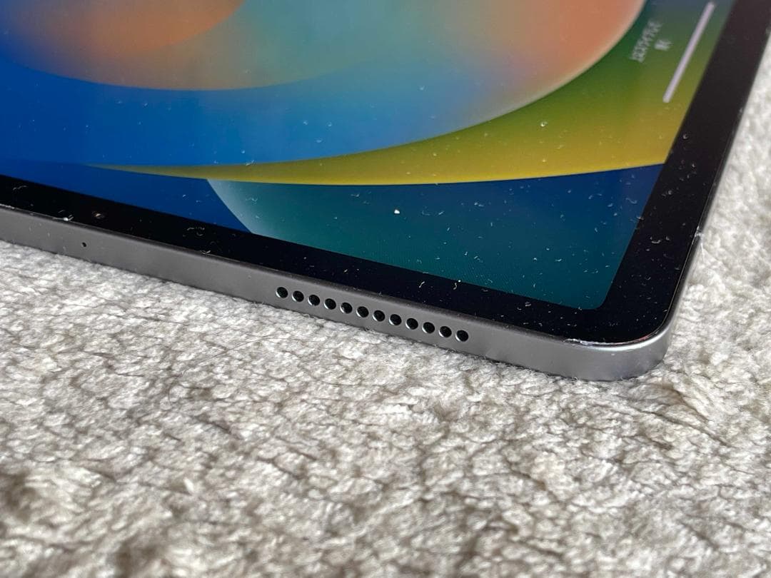 iPad Air第４世代 １０.９インチwi-fi ６４ＧＢバッテリー８５％