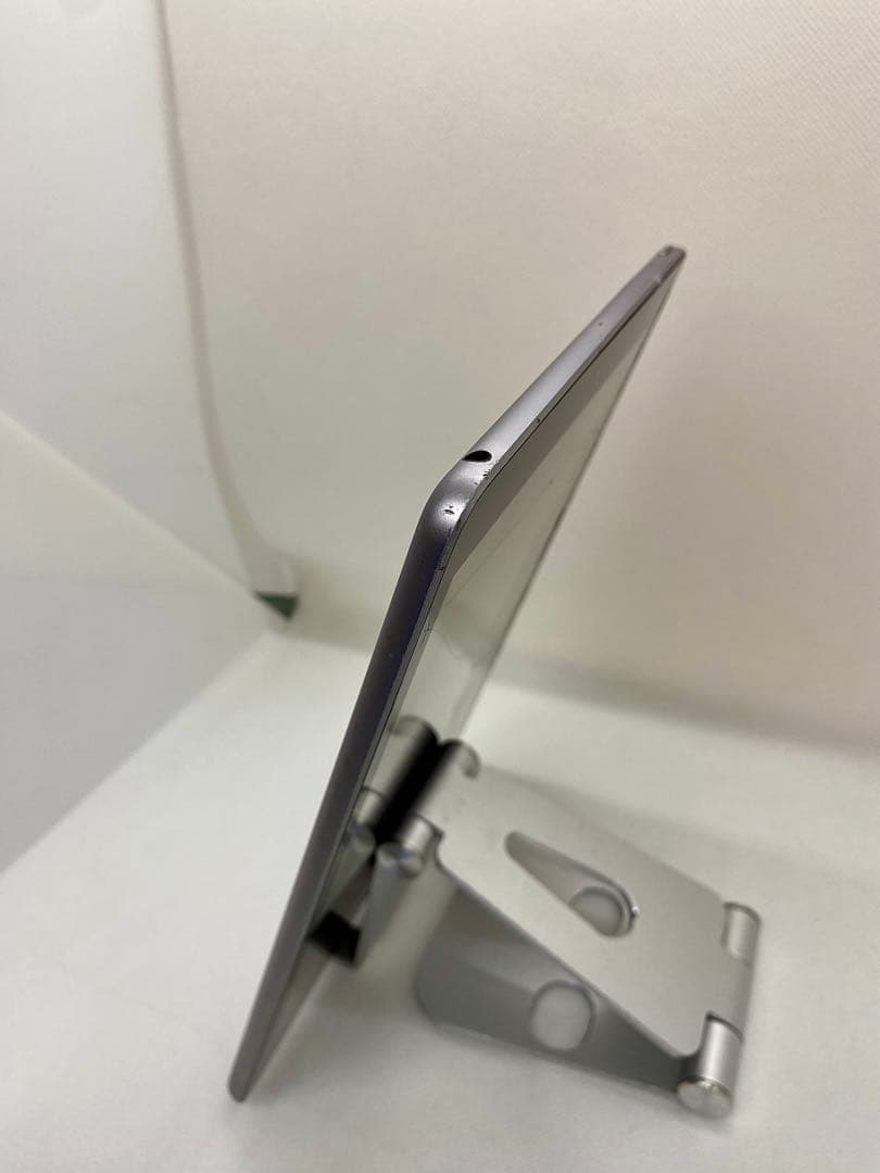 Ipad 第6世代 32GB Wi-Fiモデル 7JF8J