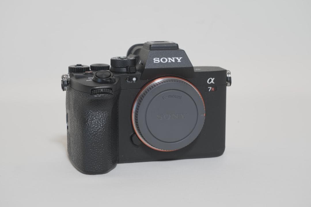 シャッター回数1.2万 SONY α7R V 本体・バッテリー以外未使用