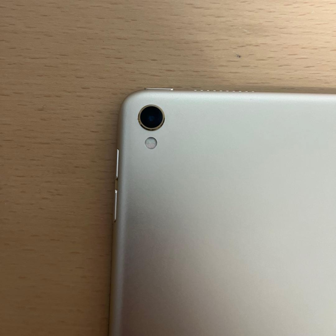 iPad Pro 12.9インチ 第二世代 Wi-Fiモデル
