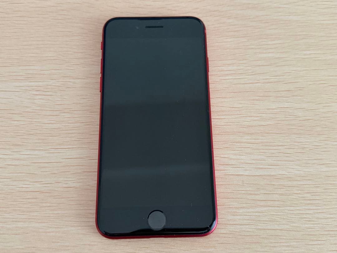 iPhone se（第３世代） 64GB レッド