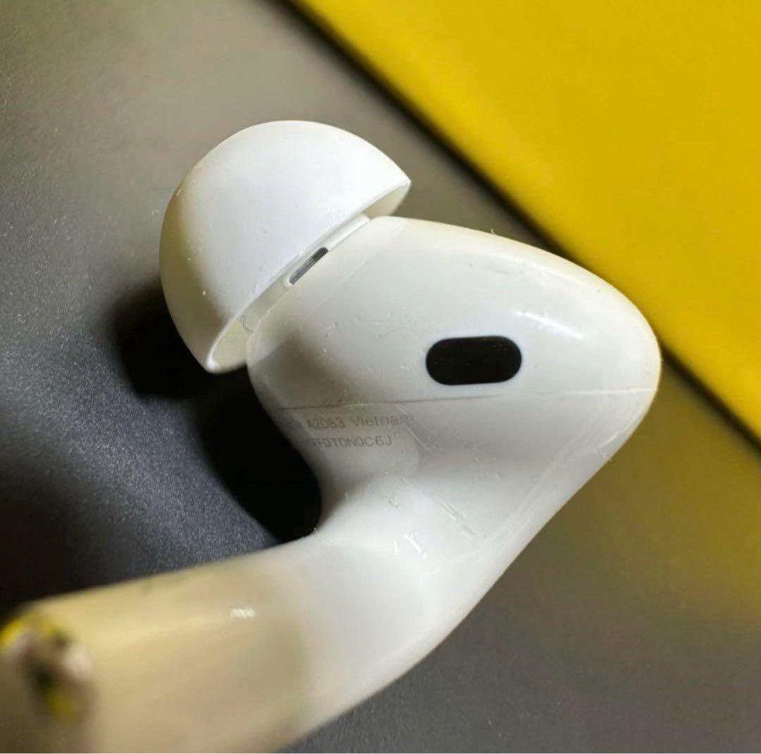 AirPods pro 第一世代 右耳　エアーポッズ正規品　純正品右耳 R