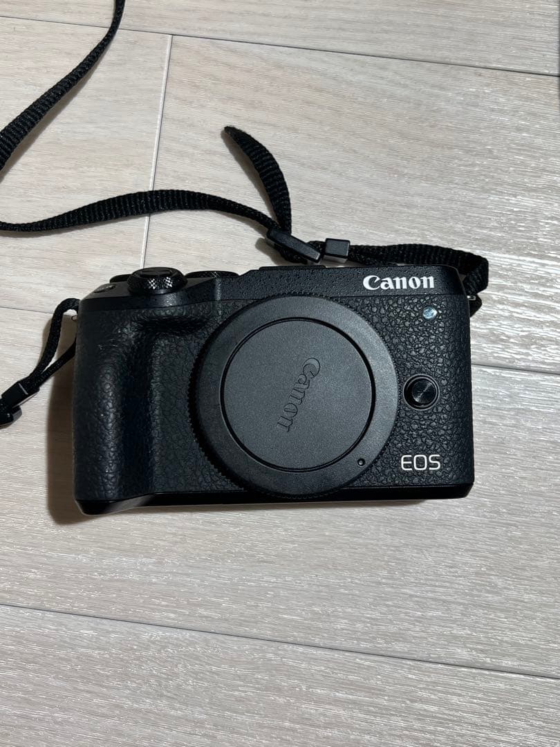 Canon EOS M6 Mark II ダブルズームキット　ブラック