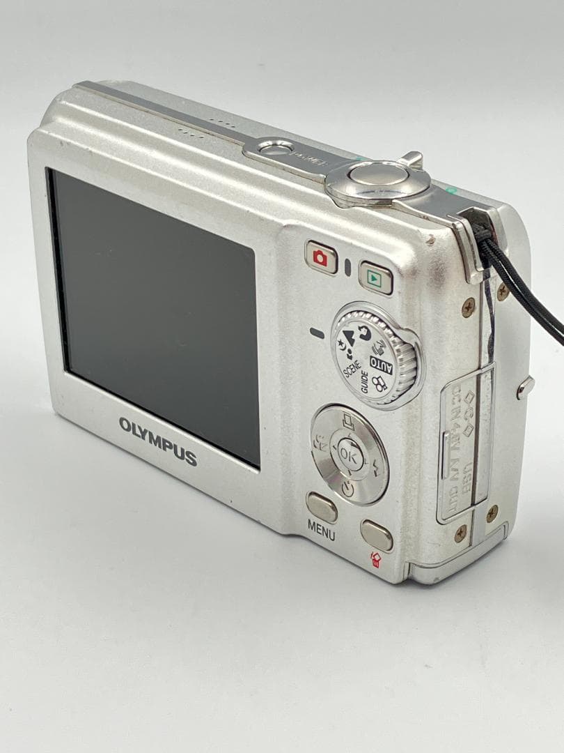 ⭐️オールドコンデジ⭐️OLYMPUS FE-200 シルバー 5倍光学ズーム
