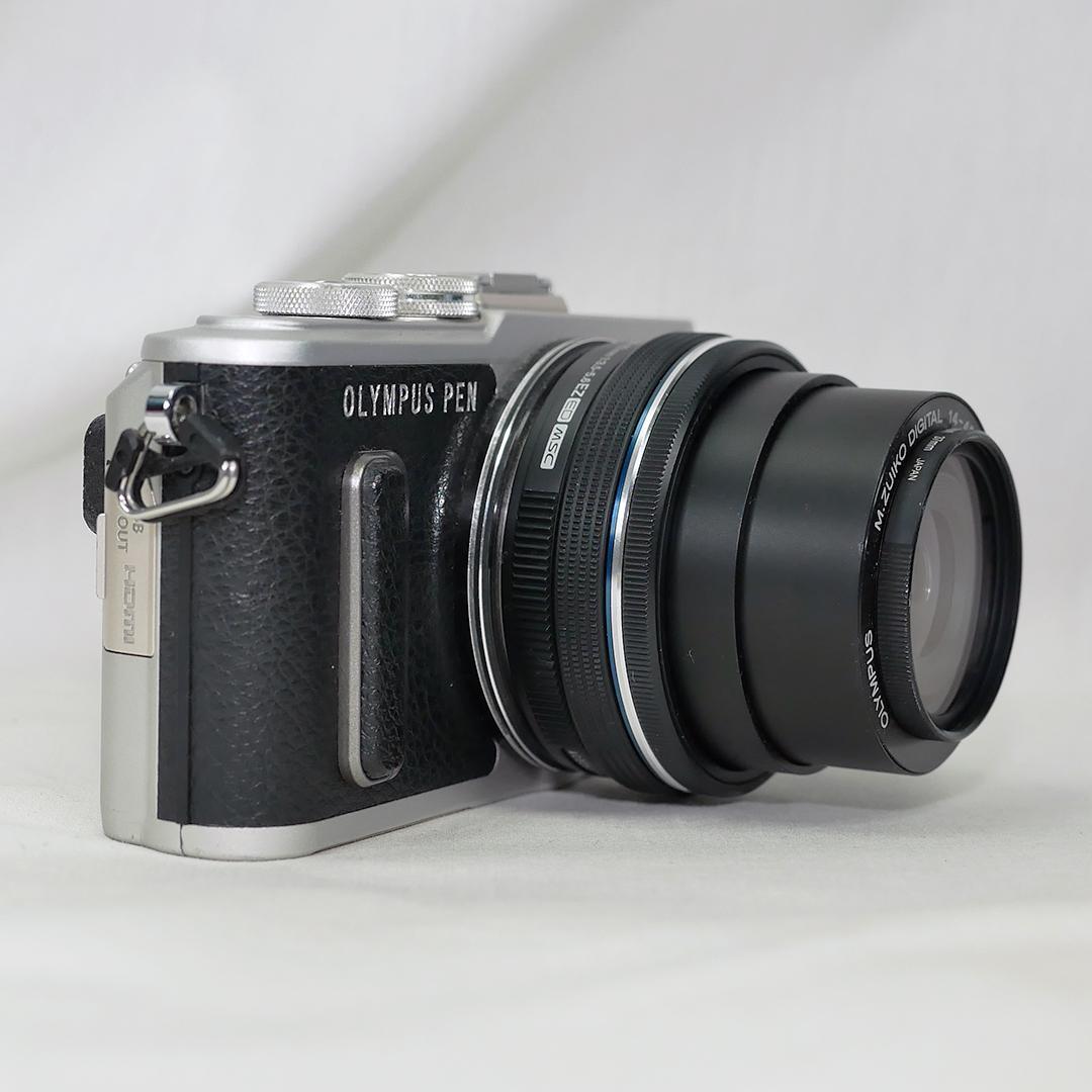 OLYMPUS PEN E-PL8 14-42mm EZレンズキット