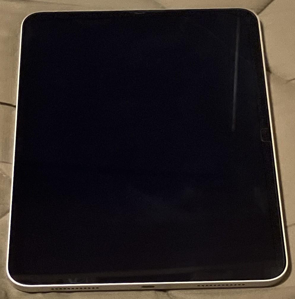 iPad　第10世代　64GB　シルバー